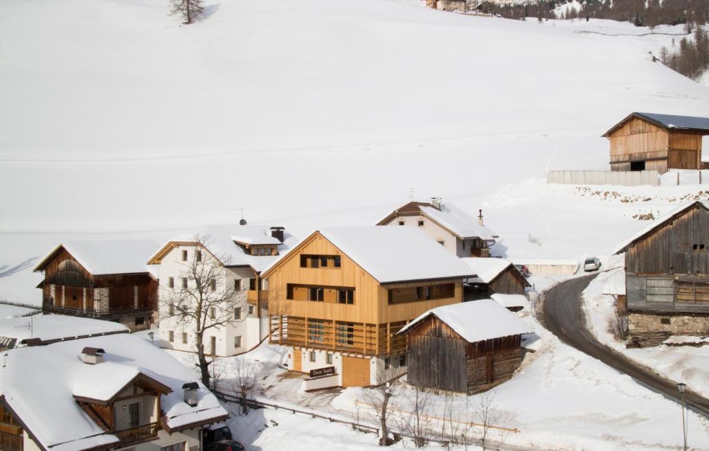 Ciasa Sopla Apartment San Cassiano  Luaran gambar